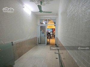 cho thuê nhà nguyên căn long biên, ngọc lâm 40m2, vỉa hè ô tô tránh- 15tr/th