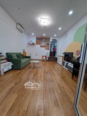 chỉ 8.8 tỷ. bán nhà siêu hiếm mt đường số sát vách tạ quang bữu p5 quận 8. 60m2. ngang 4.3 x 13