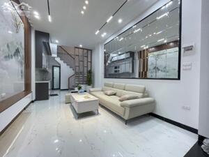 CHÍNH CHỦ TRUNG TÂM THANH XUÂN, MỚI XÂY SIÊU ĐẸP THOÁNG SÁNG, 33M2 GIÁ 8.7 TỶ