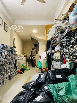 hiếm có! phố hồ đắc di 30m2 chỉ 6 tỷ, nhà chất, giá thật, ô tô cách 20m, trung tâm đống đa