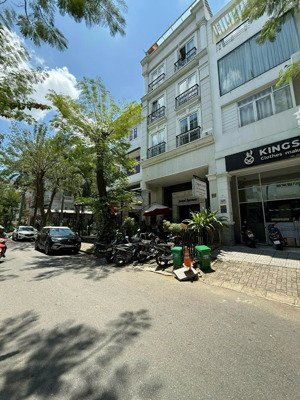 bán tòa nhà 5 tầng đường hoàng dư khương, quận 10 - dt: 5.6 x 13 - hđt: 60 tr/th - giá: 27 tỷ