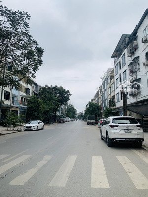 Bán Gấp Nhà Tt40 Văn Phú, Dt 65m2 6 Tầng Thang Máy Hơn 19 Tỷ, Vị Trí Kinh Doanh. Lhcc 