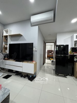 bán căn hộ 64 hoàng quốc viêt . giá :3.4 tỷ . sổ hồng . lh : 