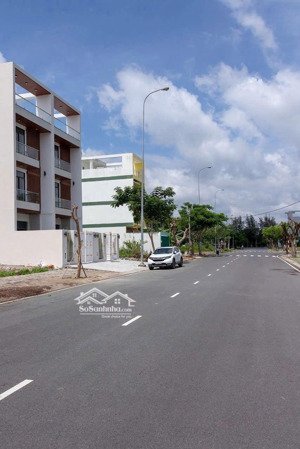 5x24m giá 50tr đường 25m kdc px vạn hưng phú n.bè