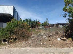 đất liên kế phố kqh phạm hồng thái, p10, đà lạt. dt 103m2, cách hồ xuân hương khoản 500m. 8.8 tỷ