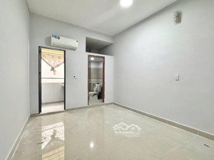 studio ban công | sạch đẹp an ninh | chi phí sinh viên | thang máy | gần ngã 7 lý thái tổ q3