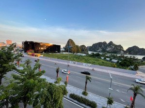 cho thuê phòng khách sạn 3 sao full đồ ở dài hạn đối diện bảo tàng quảng ninh