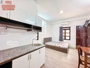 ngay cv hoàng văn thụ studio góc ban công cửa sổ thoáng full nội thất