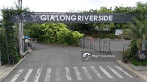 bán nhà tại kdc ven sông gia long phước kiển 1trệt 1 lửng 2 lầu sân thượng 7,2 x 12 sổ hồng riêng