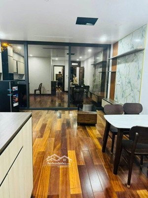 cho thuê chung cư cao cấp phố lâm hạ - 2pn giá 9,5 triệu, full nội thất