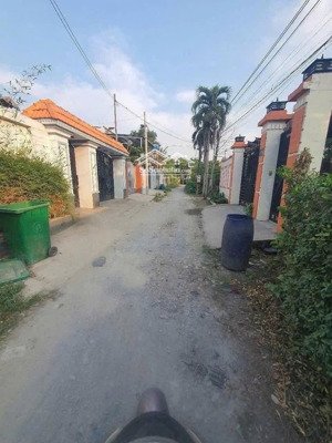 đất mặt tiền bình nhâm 90: 5,4 x 29 = 153m, có 110m thổ cư giá bán rẻ 3ty690