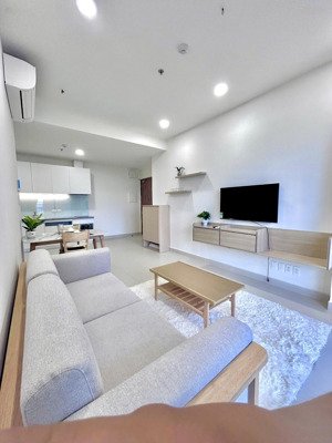 chính chủ cho thuê căn hộ 1 phòng ngủ nội thất nhật bản