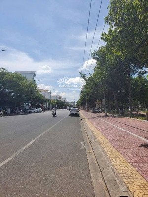 cần bán 14 lô đất liền kề mặt tiền kinh doanh võ văn kiệt đối diện công viên - tp phan thiết