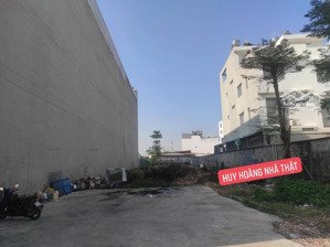 phân lô nhỏ - đầu tư căn hộ dịch vụ - văn phòng công ty - khuôn đất vuông đẹp gần 1200m2