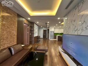 Bán gấp căn hộ chung cư đường Phạm Văn Đồng – 102m2 ( 3PN) – giá nhỉnh 6 tỷ.