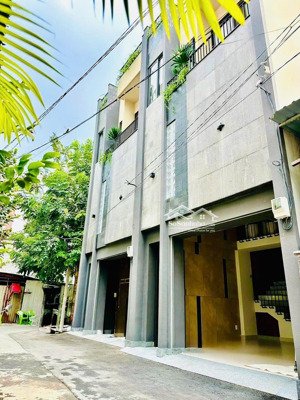 cần bán nhà phố hxh q2 (bình trưng tây)