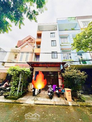 bán toà căn hộ dòng tiền , 5 tầng - ngay tố hữu , đh ngoại ngữ - 19 phòng , doanh thu 50tr/tháng