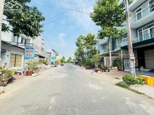 Bán Nền đường số 31 KDC 586 - gần chợ 586, P. Hưng Phú, TP. Cần Thơ.