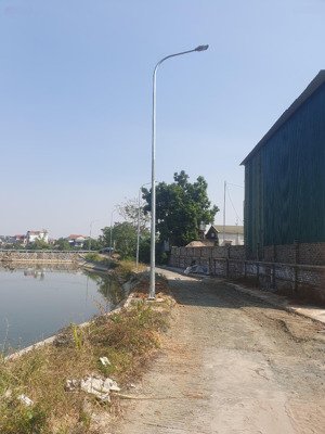 chính chủ bán nhanh lô đất 100m2 tại làn hai bạch thạch, xã phú cát