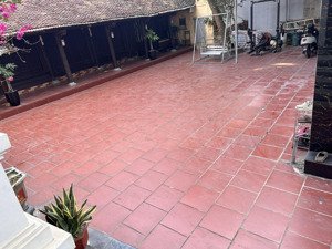 - chính chủ bán đất tặng nhà cổ gỗ đẹp sang xịn ở tam hiệp - thanh trì - 239m - 11m mặt tiền - 26ty