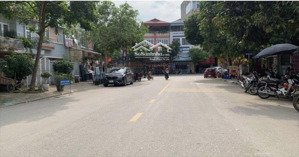 bán đất kinh doanh tại trâu quỳ gia lâm. 140m2. mặt tiền 7m. có việc bán gấp nên giá cực tốt.