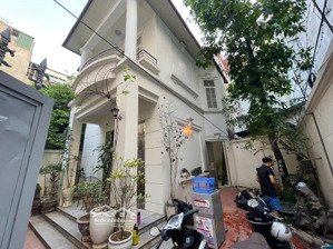 nhà riêng ngõ phố đại la gần trần đại nghĩa dt 90m2x2 tầng và 30m² sân, giá 15tr