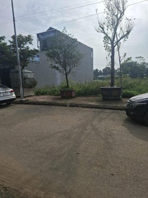 chính chủ gửi bán 100m2 đất tái định cư bình yên - fpt hòa lạc giá rẻ nhất thị trường chỉ 4x triệu