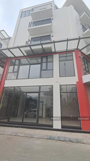 cho thuê biệt thự lk khai sơn, 110m2 x 5t lô góc thang máy vị trí đẹp, văn phòng , kinh doanh