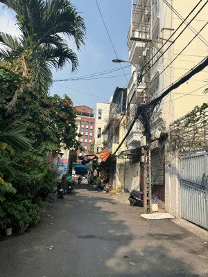 bán nhà chính chủ chưa qua đầu tư đường nguyễn cửu vân. p17. bình thạnh. (140m2) chỉ 13.5 tỷ tl