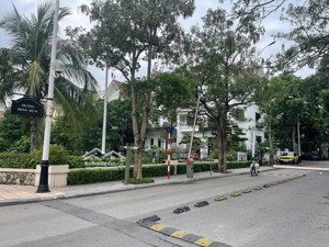 biệt thự lô góc - hoa sữa 3 - long biên - đẳng cấp tinh tế - sa hoa