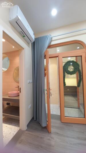 Bán nhà Cát Linh Trung tâm Đống Đa diện tích rộng 50m giá 12.2 tỷ thiết kế độc đáo full nội thất .