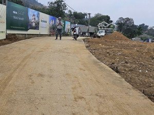 100m2 thổ cư. cách ql21a khoảng 1km, chỉ 5 phút ra đô thị hòa lạc & đại lộ thăng long