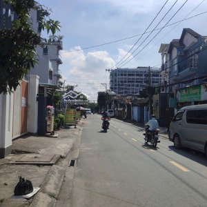 giảm mạnh 200 tr _ cần bán gấp_lô đất 54m2 _hxh _ ngay sát lê văn việt _ gpxd 4 tầng _ chỉ 4,65 tỷ