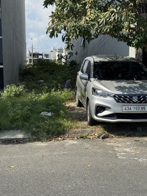 cần tiền bán gấp lô nguyễn cơ thạch gần trần quốc hoàn 125m2 chỉ 9t5