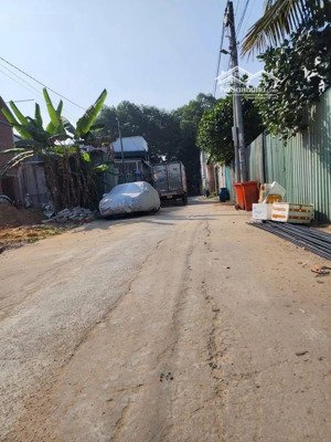 đất gần chợ phú mỹ, dt 5x23.5 (79m thổ cư) giá 2tỷ590tr