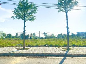 bán đất khu phố chợ sầm uất - mặt tiền kinh doanh cực đẹp - giá cực đẹp chỉ 1tỷ846