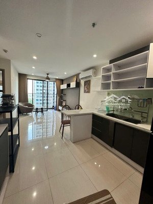 chính chủ cho thuê căn hộ vinhomes grand park q9 (the rainbow)