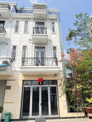 khu nhà đồng bộ vip gần đầm sen - sổ riêng từng căn - nhận nhà đón tết