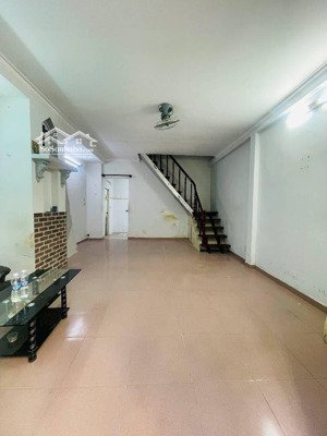 nhà đẹp - phạm văn hai-42m-sát trường sa-4,6m-9m, 2 phòng ngủ, nở hậu, tân bình- 5.95 tỷ