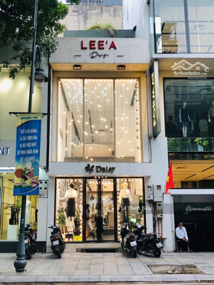 hot! cho thuê nhà mặt phố chùa láng, dt 70m2x4t, mt 4m, đoạn kinh doanh đẹp nhất phố, nhà mới đẹp