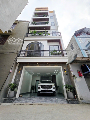 bán nhà cổ linh- thạch bàn 45 m 6tầng ôtô 5 chỗ vào , full nội thất chỉ 11,8 tỷ ctl