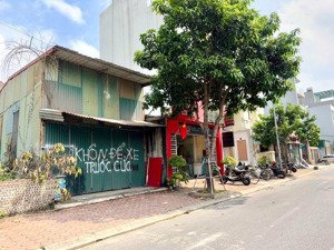 giá cực đẹp: ~185tr/m2 đất phân lô vỉa hè, tđc giang biên, ngõ ô tô tránh, 2 thoáng vĩnh viễn.