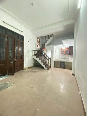 cho thuê nhà nguyên căn tại 624 minh khai- hbt- hn. cạnh timescity dt30m2x 4 tầng 1 tum.