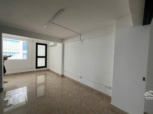 cho thuê mặt bằng tầng 4 nhà liền kề