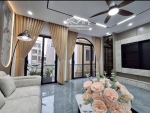 hiếm! nhà đẹp trung văn 75m2 4 ngủ 12,2 tỷ thang máy sổ vuông a4 chính chủ bán gấp trước tết