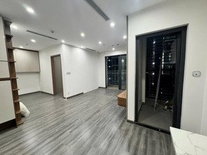 bán cc vinhomes smart city, 4,7 tỷ, 49m2, view đẹp, nhiều tiện ích