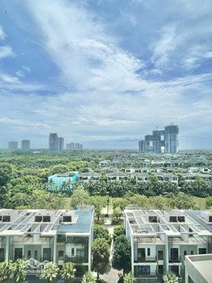 giá tốt nhất thị trường cho loại căn hộ view biệt thự đảo xanh mướt