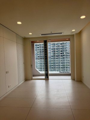 zeit river cho thuê 2pn nhà cơ bản 35 triệu bao phí view landmark 81, sông sg