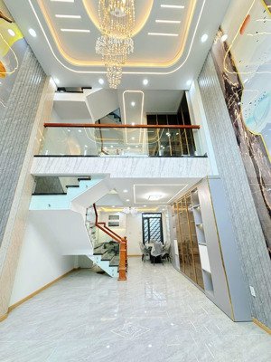 nhà mới 6 tầng quận bình tân khu dân trí an ninh chỉ 7,1 tỷ