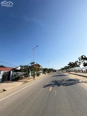 Bán đất mặt tiền đường bờ kè Trần Phú - thị trấn Diên Khánh view sông Cái